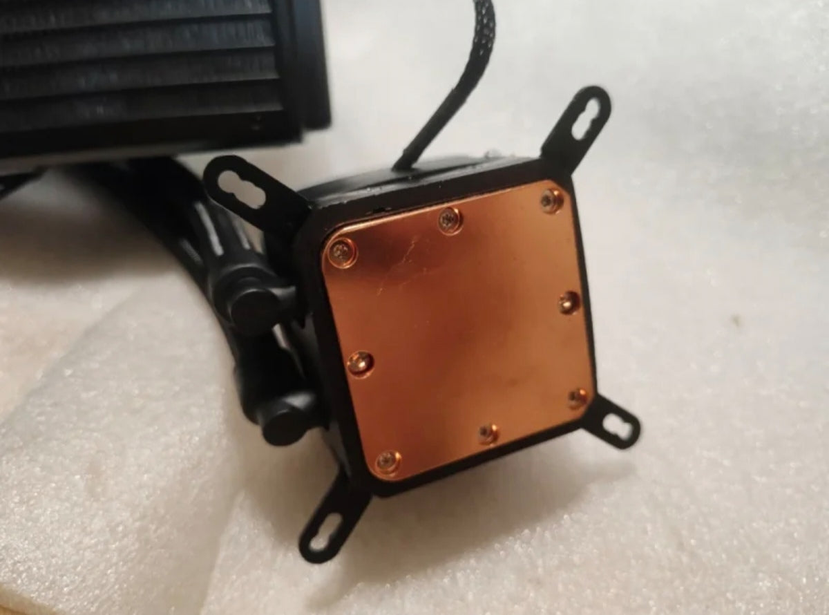 Dissipatore a Liquido AIO Enermax Aquafusion 240 ARGB (240mm) - NUOVO