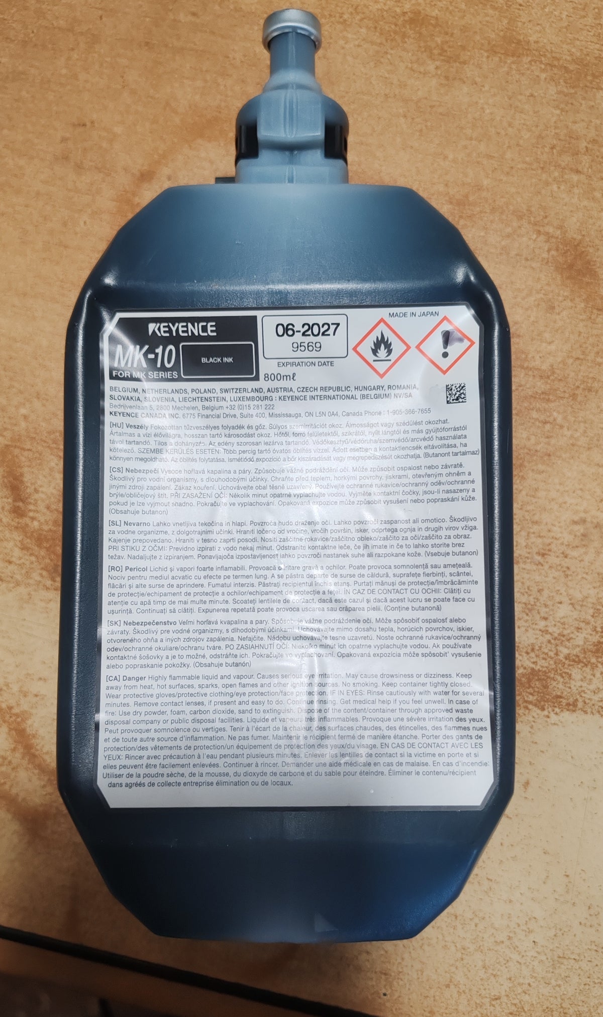 Inchiostro Standard Nero Keyence MK-10 per Marcatori Serie MK-G (Cartuccia 800 ml)